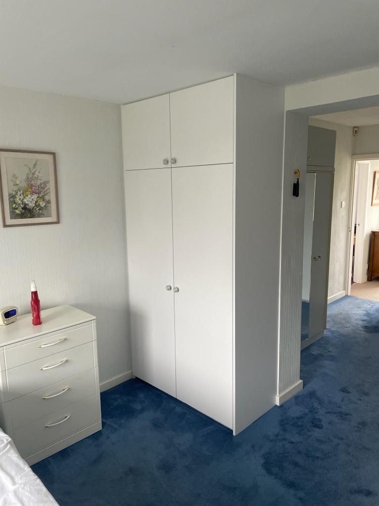 harrogate joiner fitted wardrobe